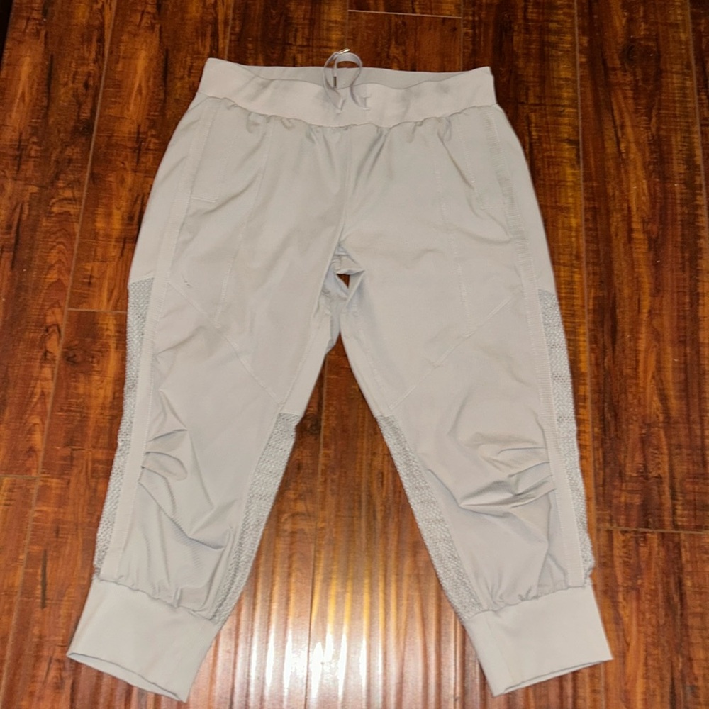 Uniquely Lorna Jane pants